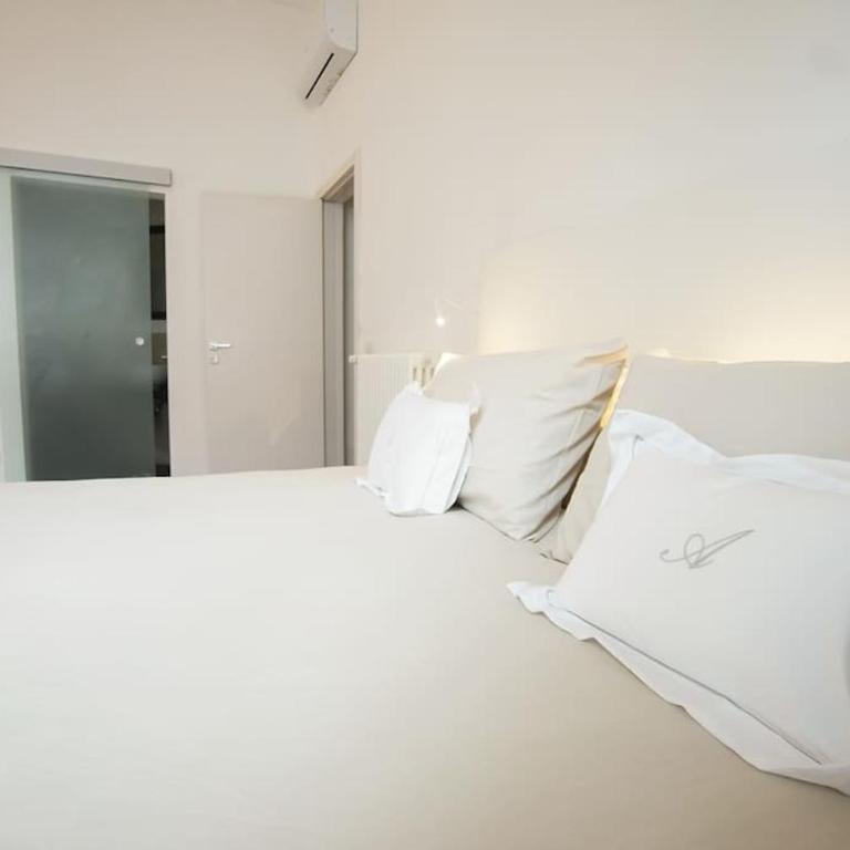 5 min Duomo - Novella Boutique - Parcheggio - Appartamento Deluxe con 4 Camere da Letto - 1