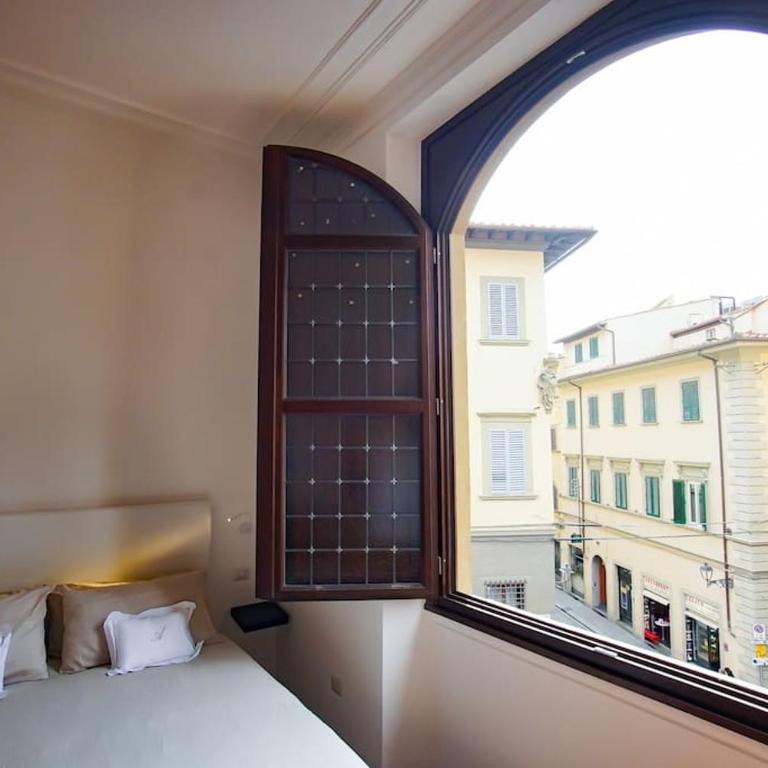 5 min Duomo - Novella Boutique - Parcheggio - Appartamento Deluxe con 4 Camere da Letto - 8
