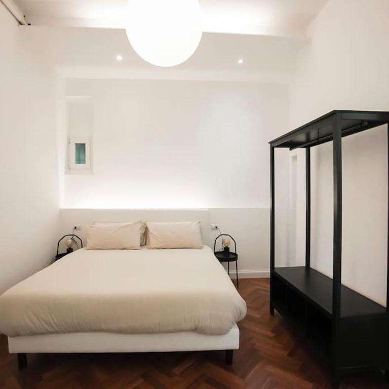 5 min Duomo - Novella Boutique - Parcheggio - Appartamento Deluxe con 4 Camere da Letto - 2