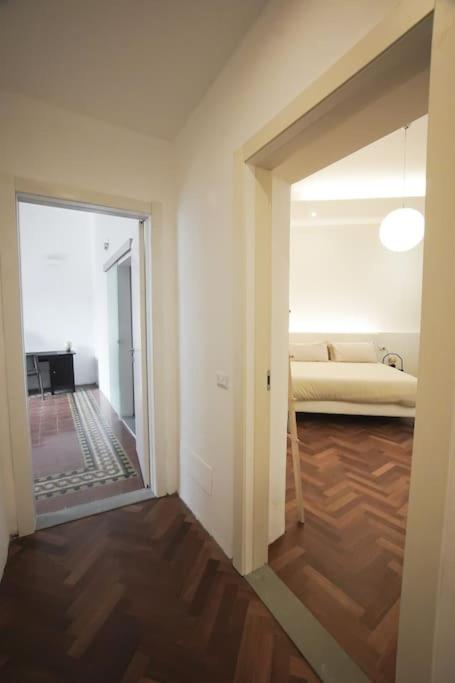 5 min Duomo - Novella Boutique - Parcheggio - Appartamento Deluxe con 4 Camere da Letto - 23
