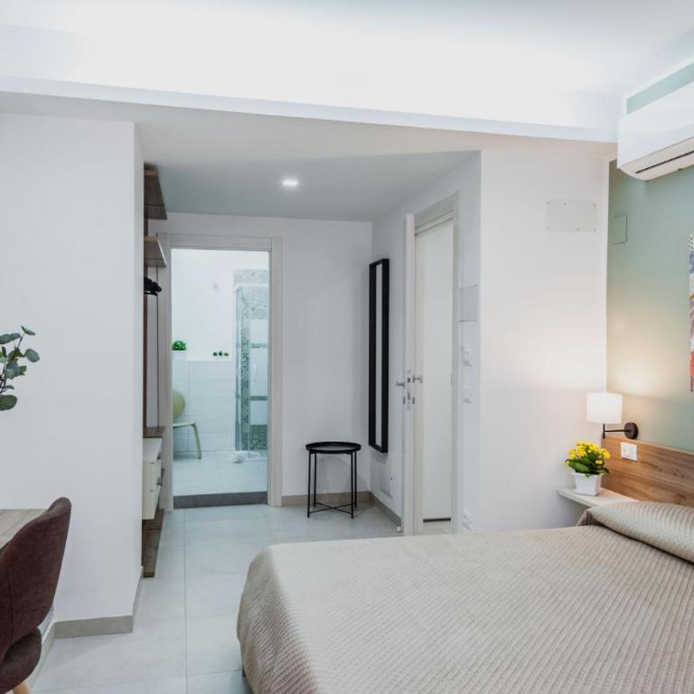 Archimede's Rooms - Deluxe Triple Room - 1