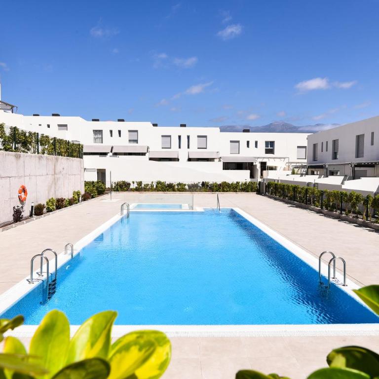 White Medano apartment. New with fast Wifi - Chalet de 3 dormitorios - 47