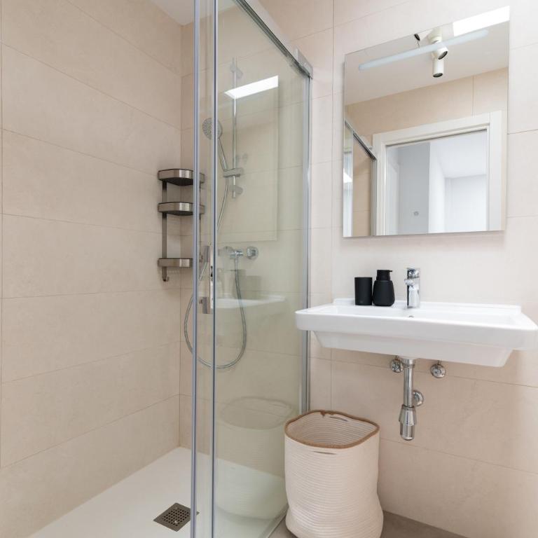 White Medano apartment. New with fast Wifi - Chalet de 3 dormitorios - 20