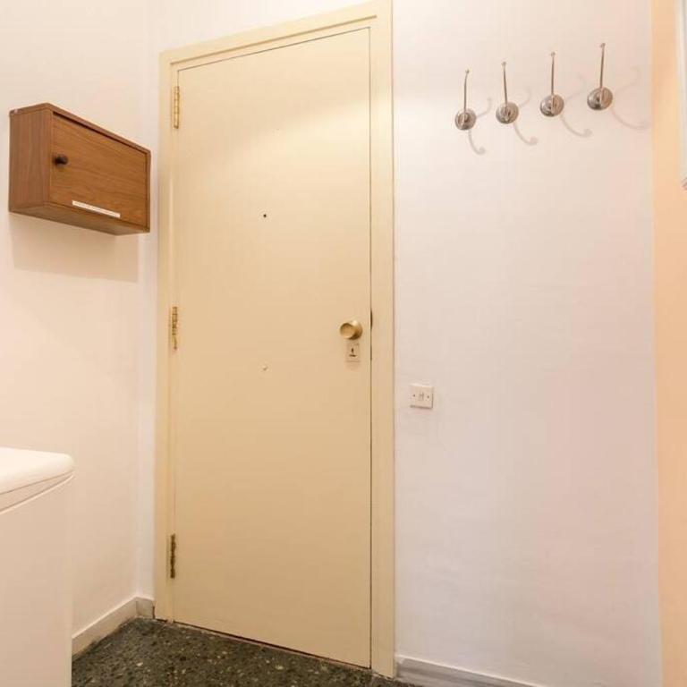 Canela Homes BARCELONA PARK GÜELL - Three-Bedroom Apartment - 3