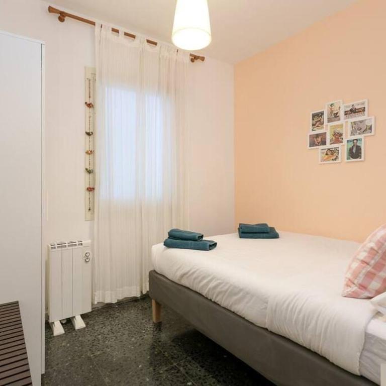 Canela Homes BARCELONA PARK GÜELL - Three-Bedroom Apartment - 14