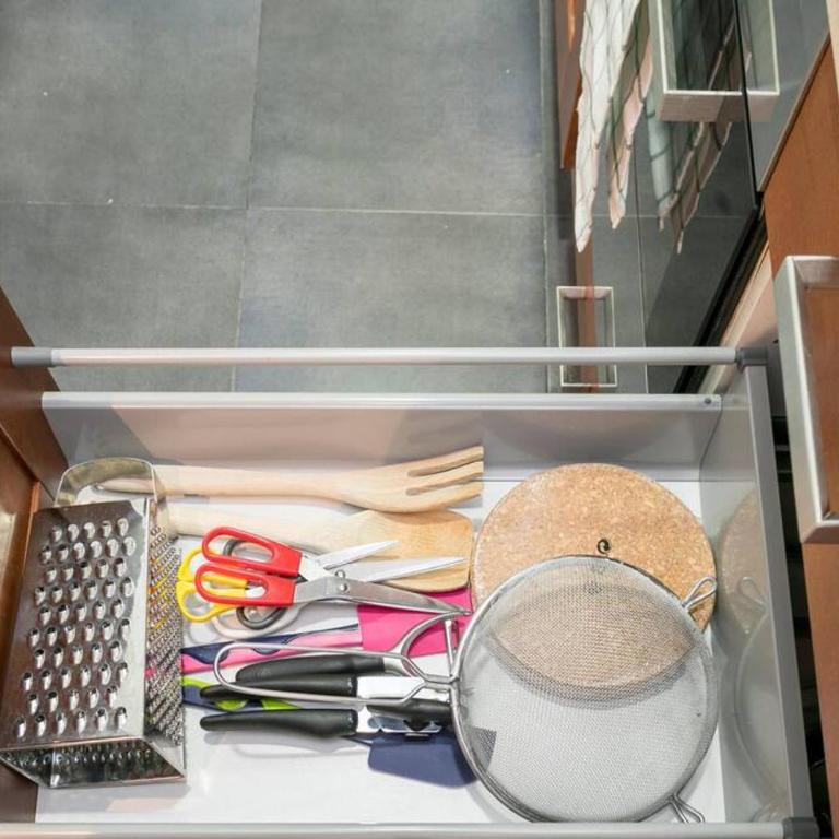 Canela Homes BARCELONA COZY - Three-Bedroom Apartment - 6