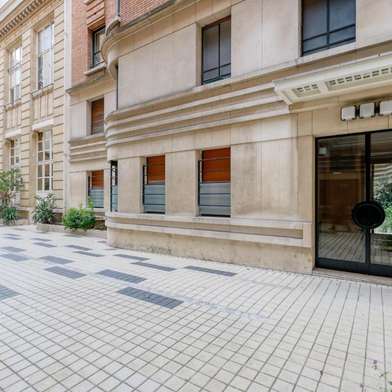 Chic and Warm 1 bd Flat - Heart of the Luxury 16th - Appartement 1 Chambre - 17