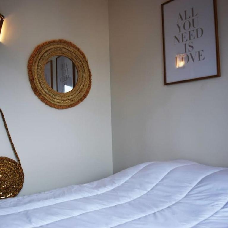 Superbe: parking gratuit + wifi puissant + balcon - Appartement 1 Chambre - 12