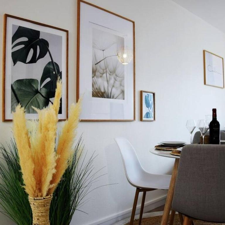 Superbe: parking gratuit + wifi puissant + balcon - Appartement 1 Chambre - 18