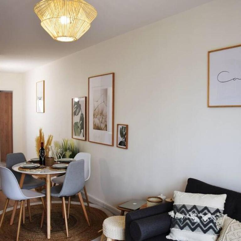 Superbe: parking gratuit + wifi puissant + balcon - Appartement 1 Chambre - 21
