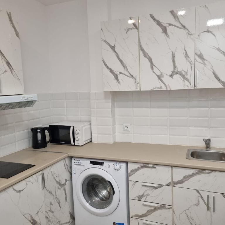 Apartamentos Alicante - Two-Bedroom Apartment - 10