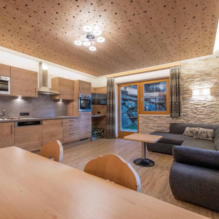 Haus Alpenkönig Exclusive Apartments near Stubai Glacier - Apartment mit 2 Schlafzimmern und Terrasse - 2
