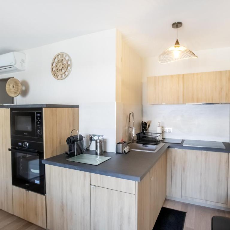 Confort du Sud T2 avec garage et WiFi en centre-ville - Apartment mit 1 Schlafzimmer - 3