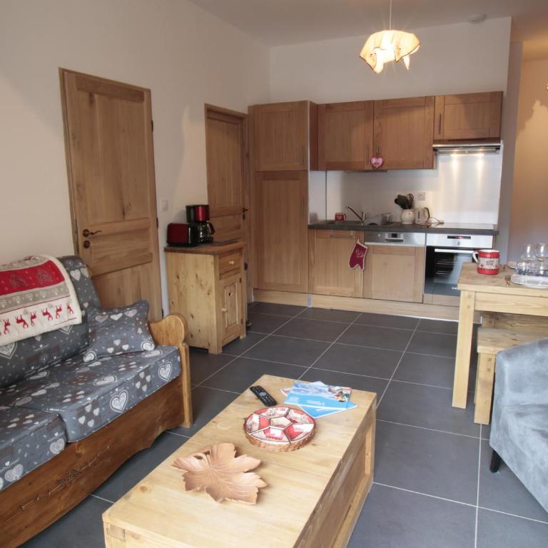 Chalet duplex 6 chambres, sauna, jacuzzi, balcons sud, parking, proche pistes et golf - FR-1-263-337 - Apartment (15 adults) - 11