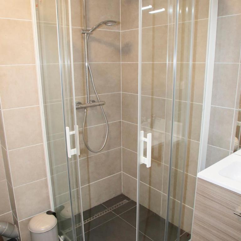 Chalet duplex 6 chambres, sauna, jacuzzi, balcons sud, parking, proche pistes et golf - FR-1-263-337 - Apartment (15 adults) - 10