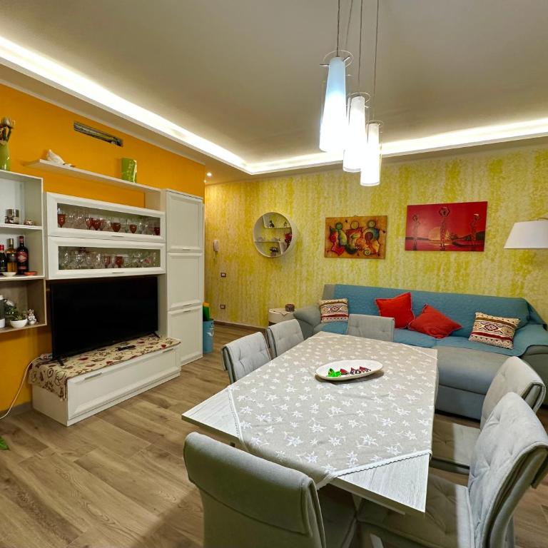 Samu Home - Appartamento con 2 Camere da Letto - 4