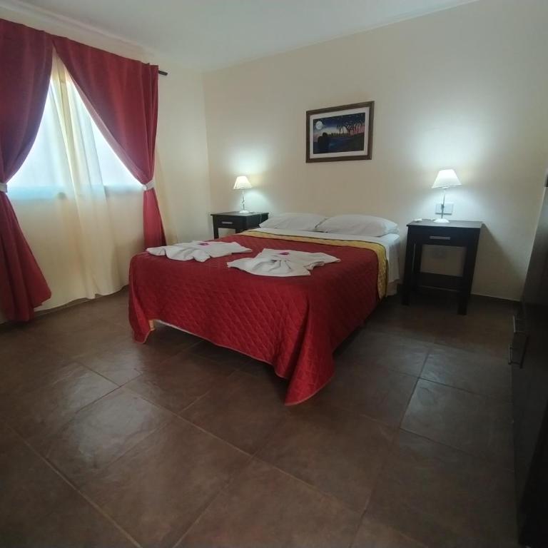 Cabañas El Mirador - Habitación Familiar con vistas al lago - 10