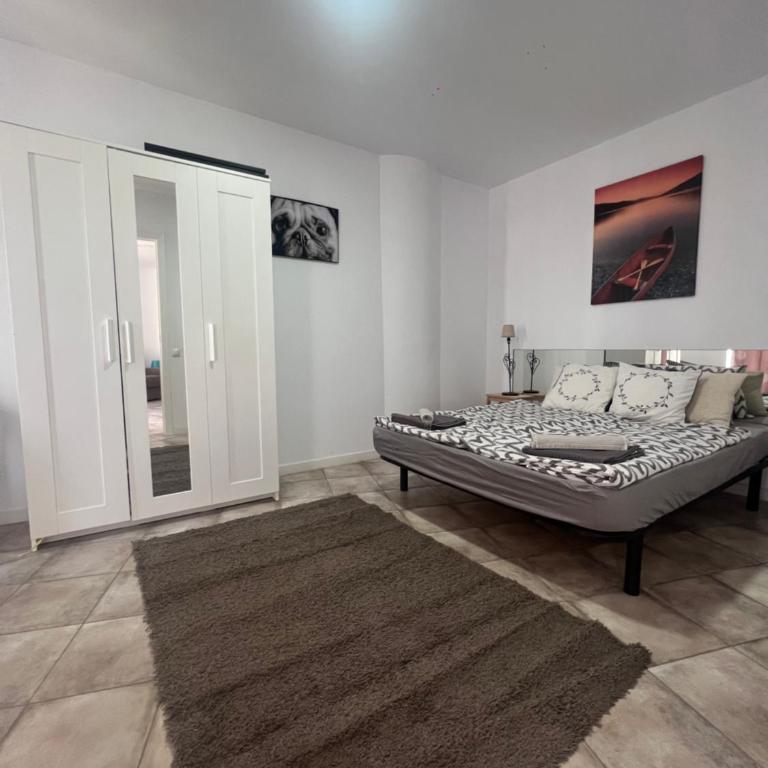San Agustin apartments , close to the BEACH, with pool! - One-Bedroom Apartment - 5