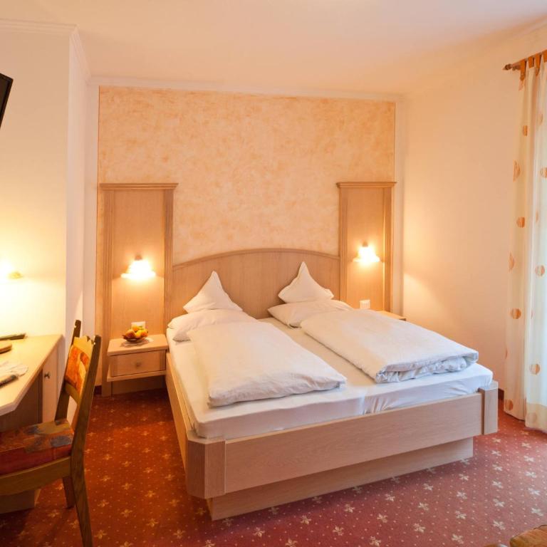 Hotel Pension Sonnegg - Vierbettzimmer - 8