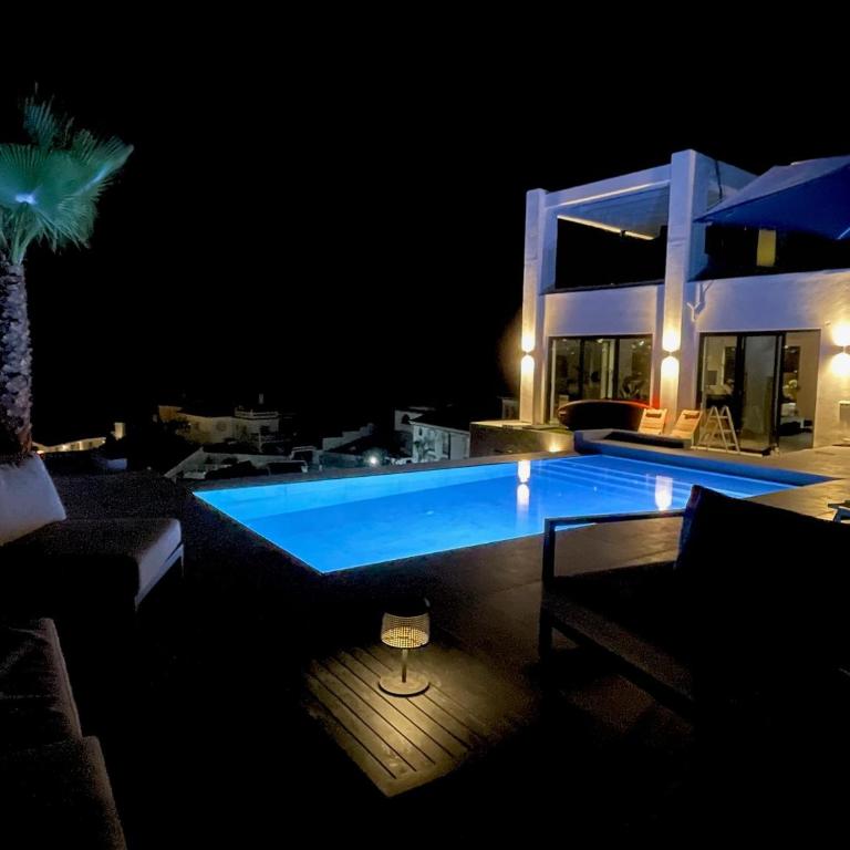 Luxury villa with panoramic views and infinity pool - Villa de 3 dormitorios - 3