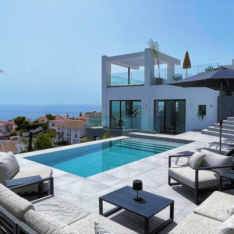 Luxury villa with panoramic views and infinity pool - Villa de 3 dormitorios - 2