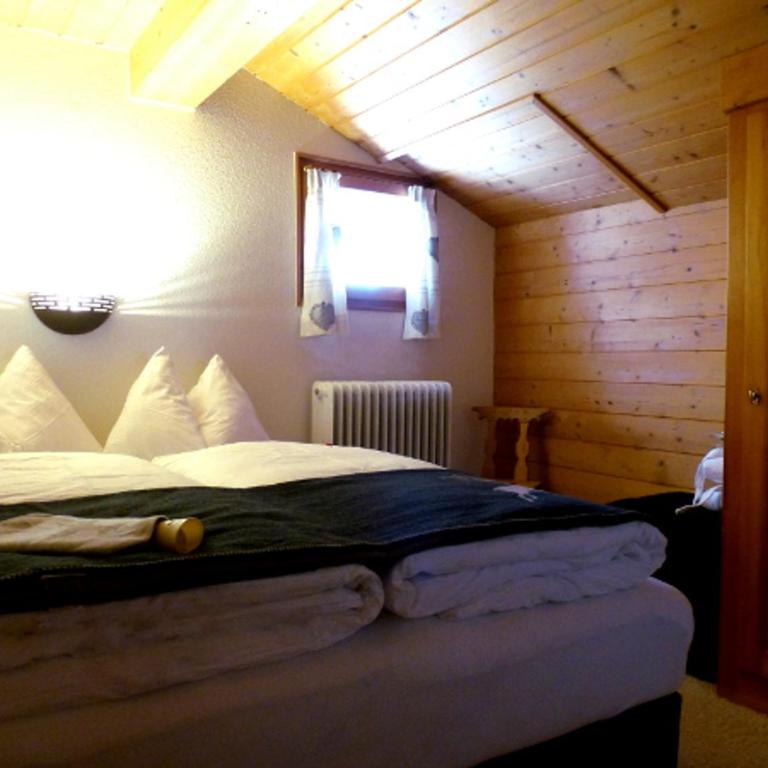 Hotel Mohnenfluh - Familienzimmer mit Balkon - 4