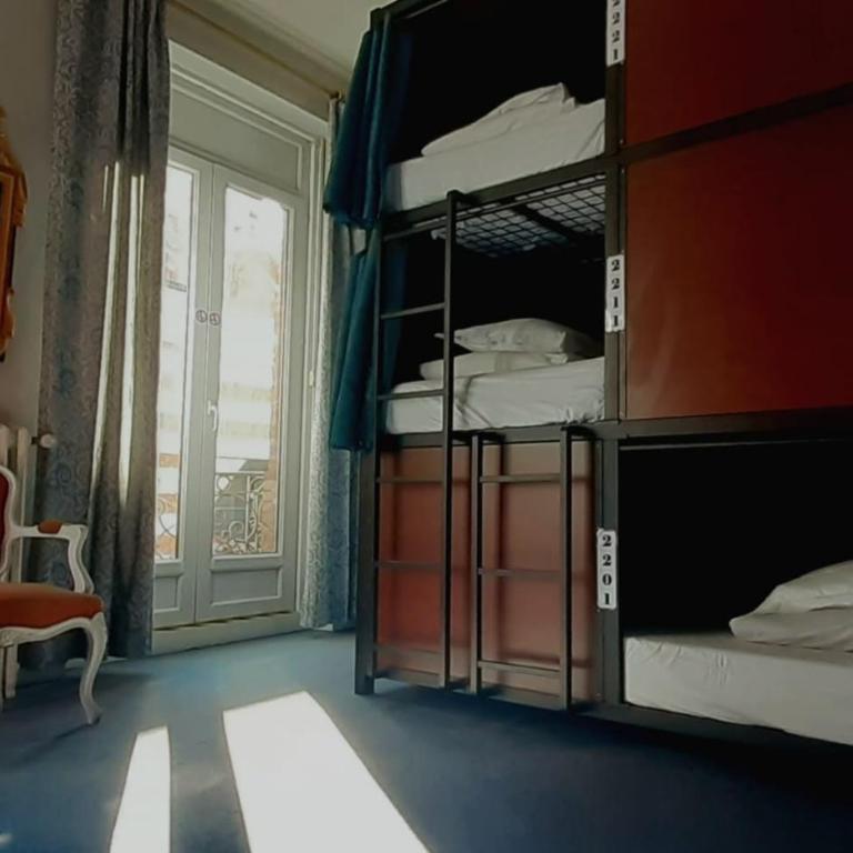 Hostel20 Toulouse Wilson - Posto Letto in Dormitorio Misto con 10 Letti - 3