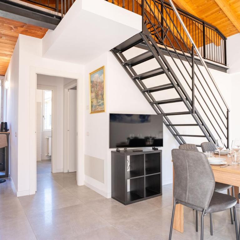 Villa San Carlo - Appartamento Loft con 2 Camere da Letto - 9