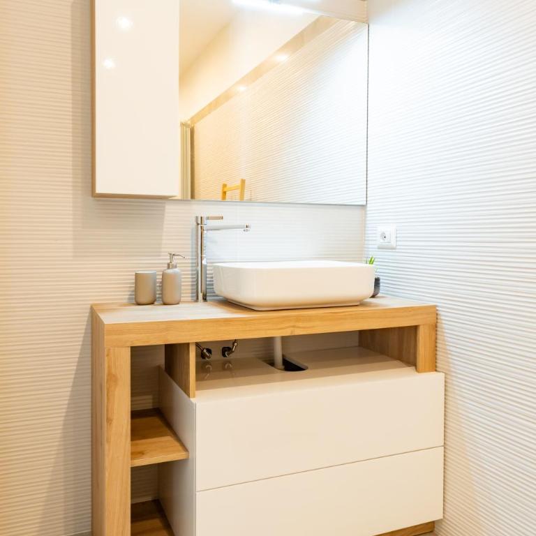 Villa San Carlo - Appartamento con 1 Camera da Letto e Terrazza - 11