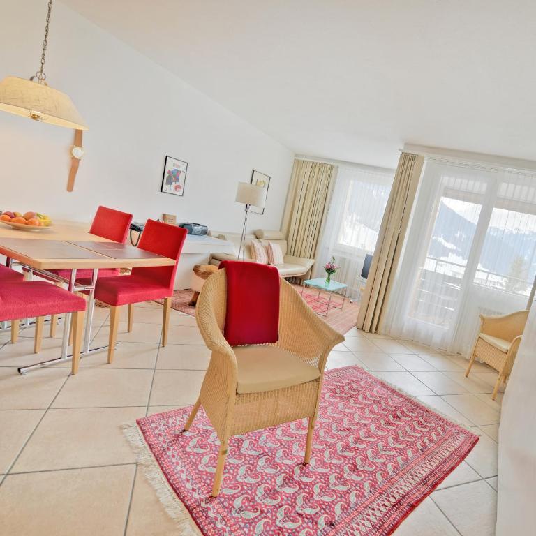 Ferienwohnung Parkareal Davos - freier Blick auf Berge, ruhig, sonnig, SW-Balkon, Parkplatz - Apartment mit 1 Schlafzimmer - 5