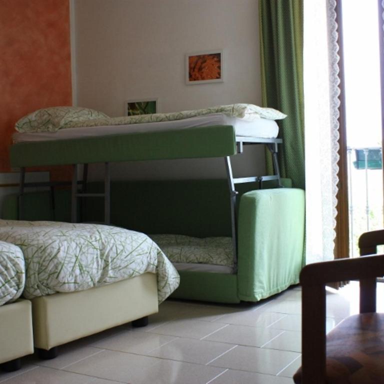 Stella D'Oro - Hotel & Apartments - Camera Quadrupla - 1