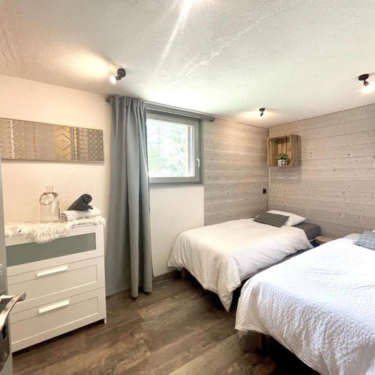 Chalet le petit Nicolas, jacuzzi, vue Mont Blanc - Chalet - 49