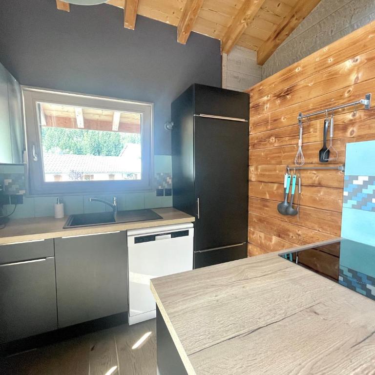 Chalet le petit Nicolas, jacuzzi, vue Mont Blanc - Chalet - 37