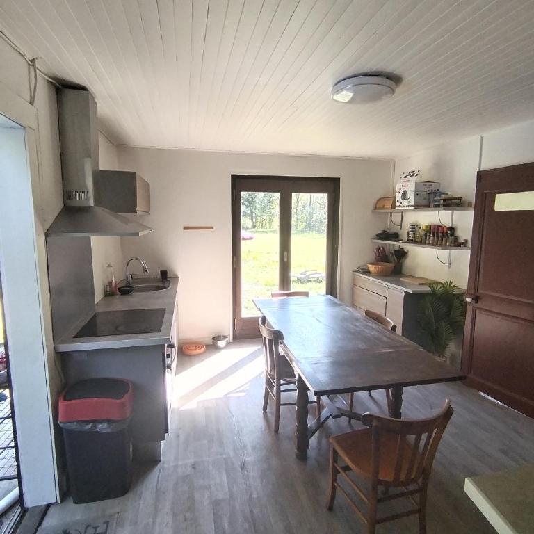 Châlet 8 personnes + grand terrain et rivière - Chalet 2 Chambres - 2