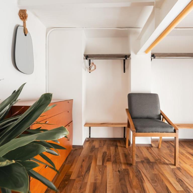 Hostal Juarez - Habitación Doble Deluxe con ducha - 1