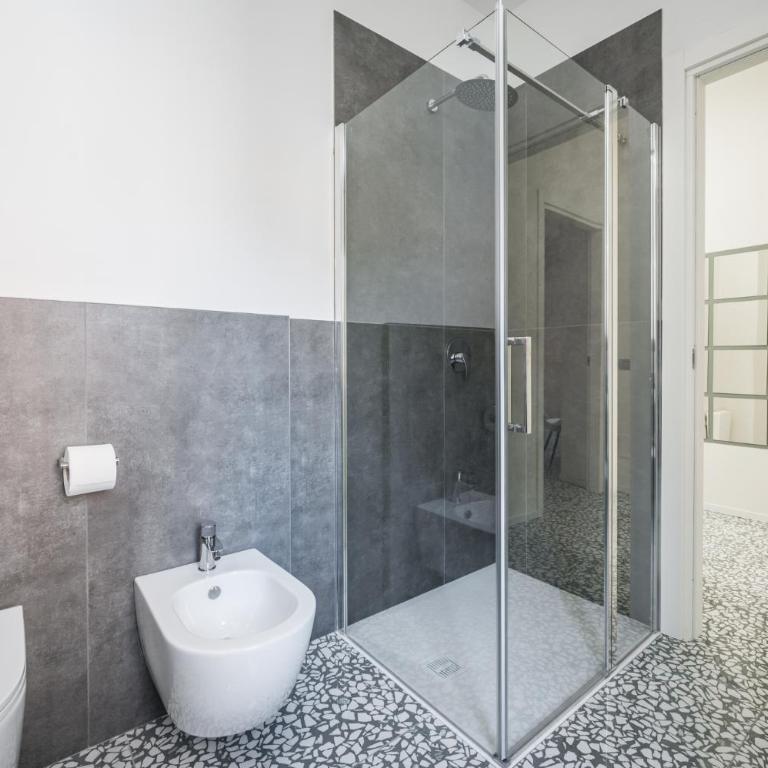 Altalena sulla piazza, un affaccio d'eccezione - Appartamento con 2 Camere da Letto - 36
