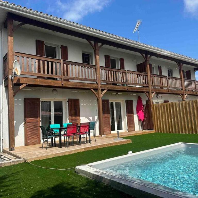 Maison 100m2 4 chambres avec piscine jardin paysage - Maison 3 Chambres - 2