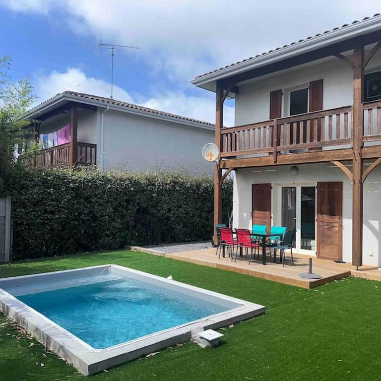 Maison 100m2 4 chambres avec piscine jardin paysage - Maison 3 Chambres - 4