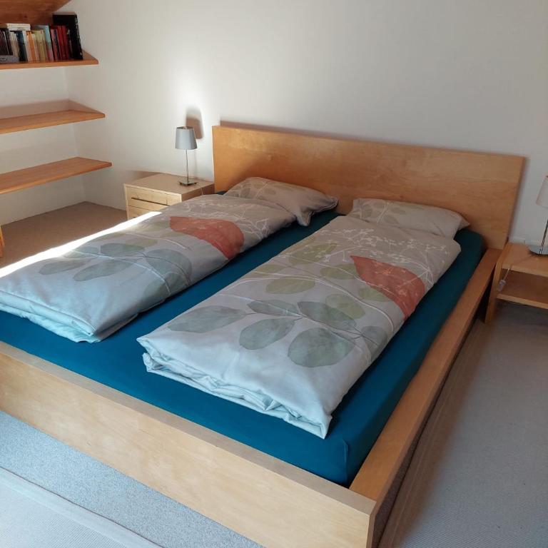 Moderne attraktive Dachwohnung für max. 6 Personen in ruhiger Umgebung - Three-Bedroom Apartment - 3