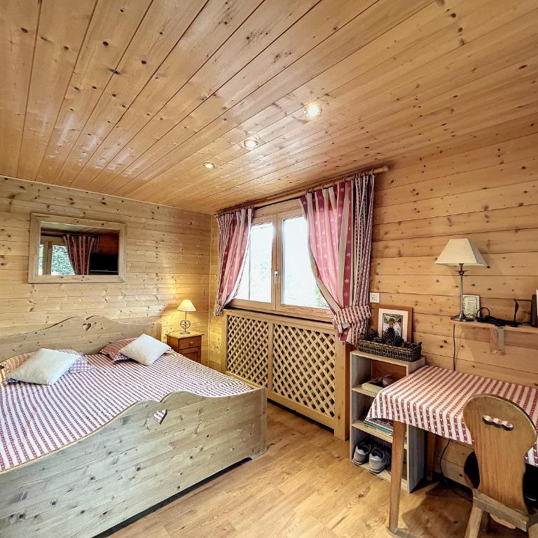 Chalet 8 couchages à Combloux, Hiver à la saison, Été à la semaine - Chalet 3 Chambres - 2