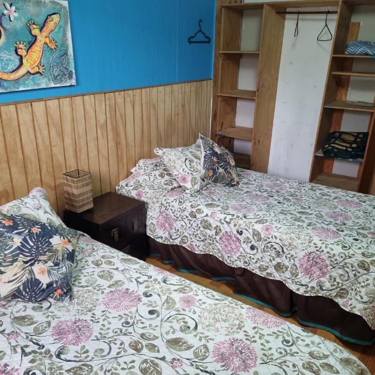 Hostal Vieroto - Habitación Doble con baño compartido - 2 camas - 11