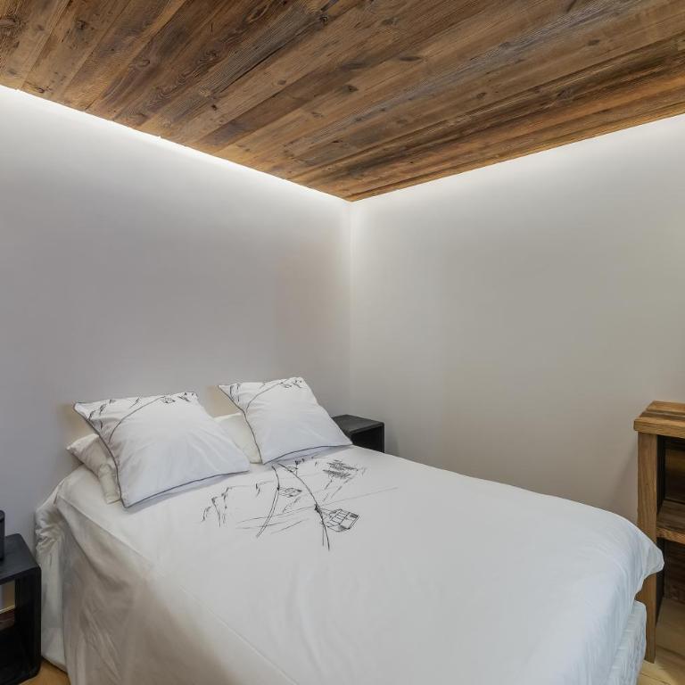 Le Cheval Blanc Luxe, skis aux pieds, jacuzzi, hammam, salle de cinéma - Chalet - 25