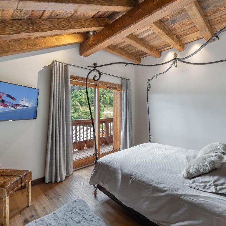 Le Cheval Blanc Luxe, skis aux pieds, jacuzzi, hammam, salle de cinéma - Chalet - 16