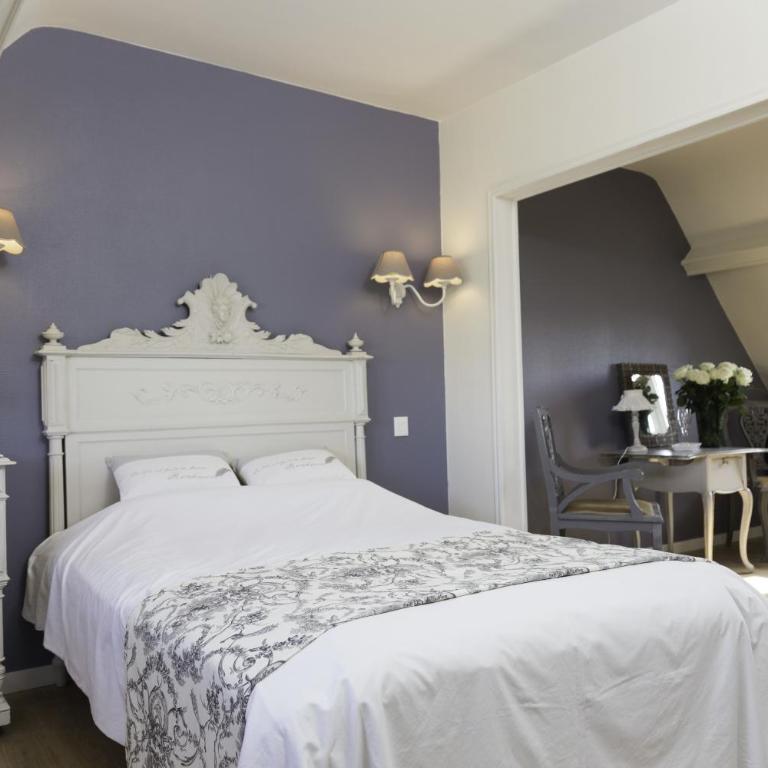 La Villa Les Mots Passants - Chambre Double Supérieure Romantique avec Baignoire - 8