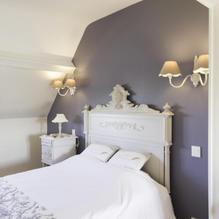 La Villa Les Mots Passants - Chambre Double Supérieure Romantique avec Baignoire - 10