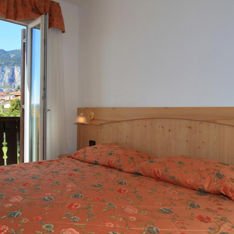 Hotel Stella Alpina - Camera Standard Matrimoniale/Doppia con Letti Singoli - 4