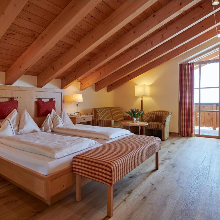 Hotel Mohnenfluh - Doppelzimmer mit Balkon - 3