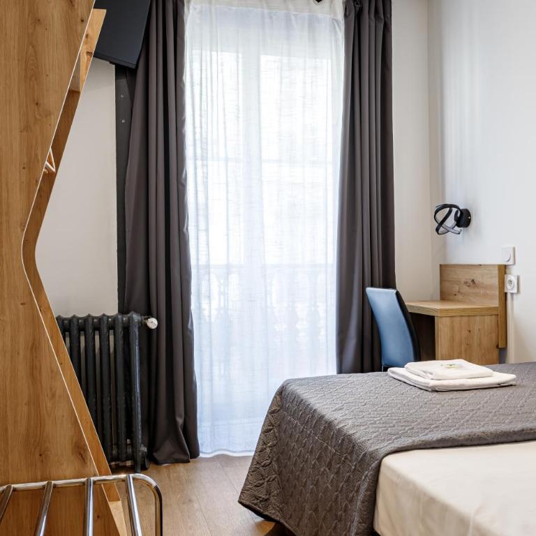 Hotel Du Dauphiné - Chambre Standard - 1