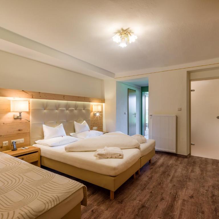 Hotel Waldfriede - Panoramic View Zillertal - Junior Suite - 1