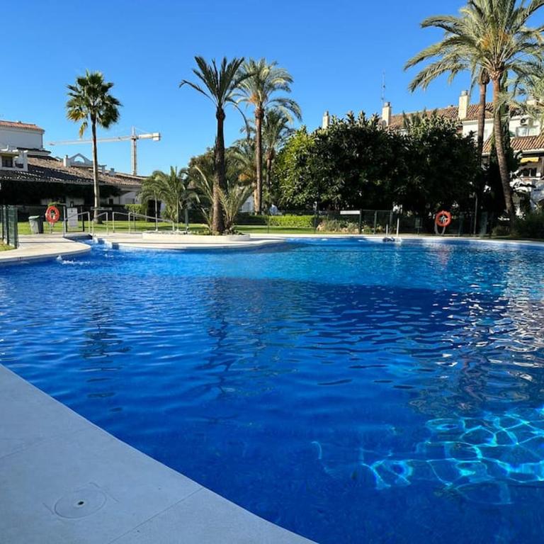 Beautiful New 2BR Apartment in Golden Mile of Marbella - Two-Bedroom Apartment - 3